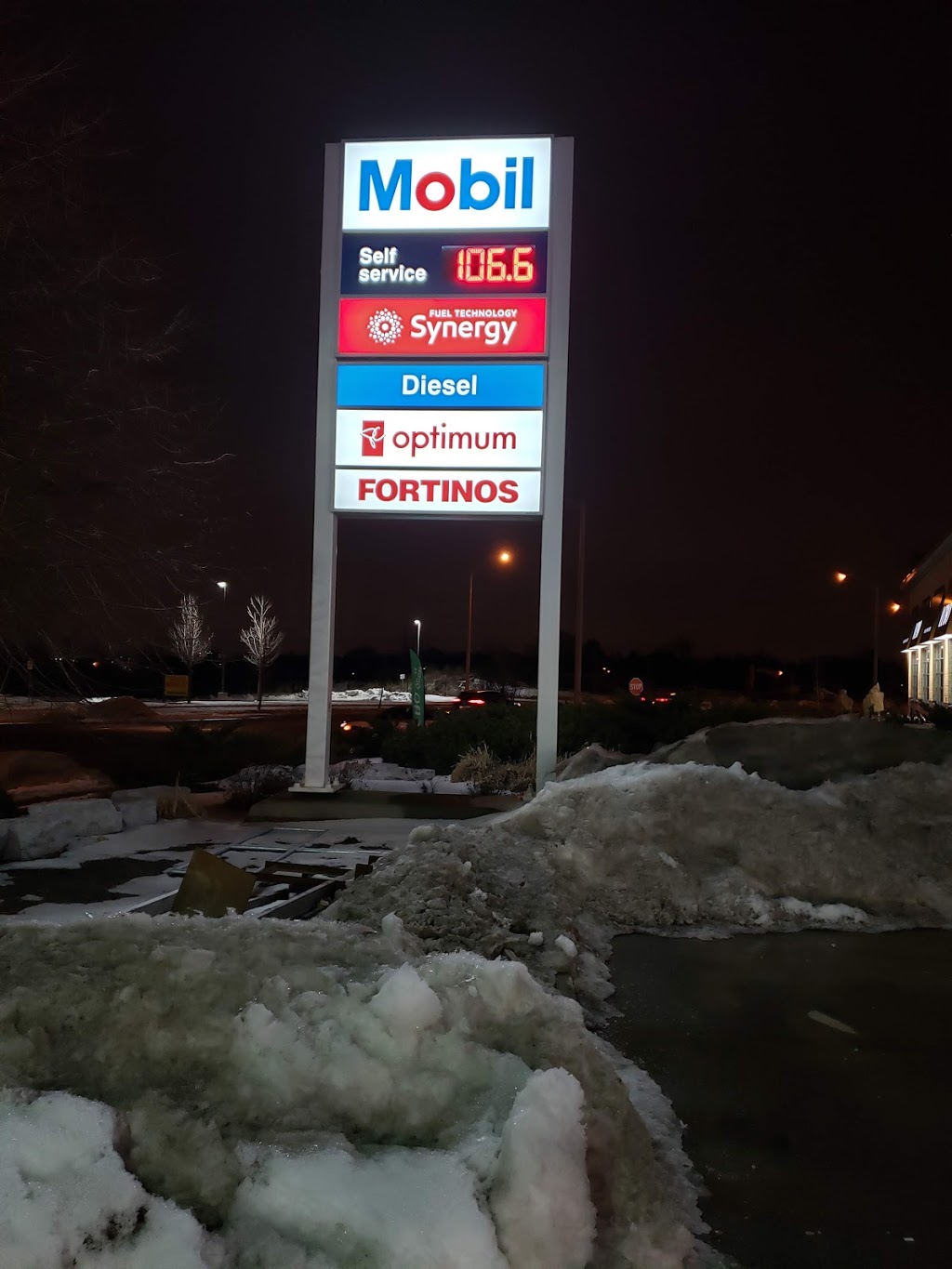 MOBIL@ - 4211 | 330 Queens Plate Dr, Etobicoke, ON M9W 7J7, Canada | Phone: (416) 741-0503