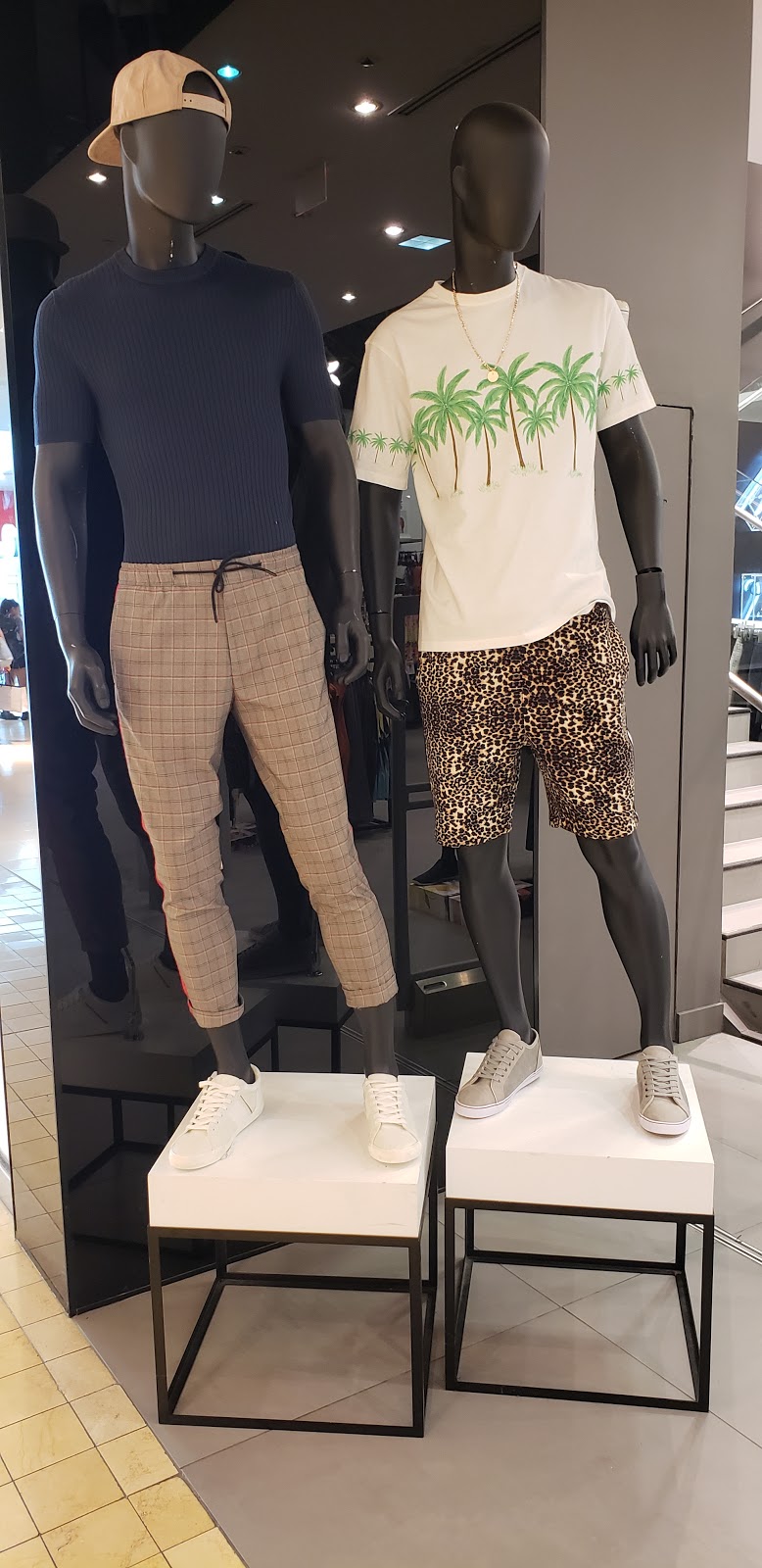 TOPMAN | 3401 Dufferin St, North York, ON M6A 2T9, Canada | Phone: (416) 789-8670