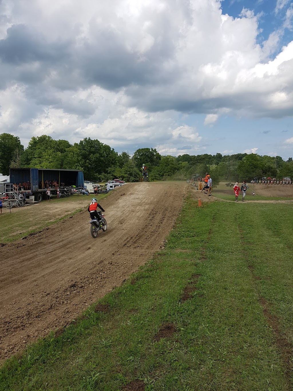 Gully Mor Moto | 3534 Gully Mor Rd, Alvinston, ON N0N 1A0, Canada | Phone: (519) 847-5124