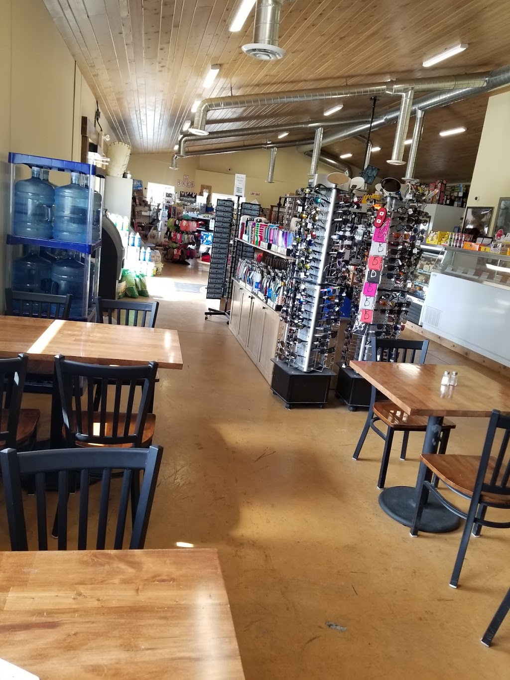 Clearwater Market | ON-17, Clearwater Bay, ON P0X 1S0, Canada | Phone: (807) 733-2816