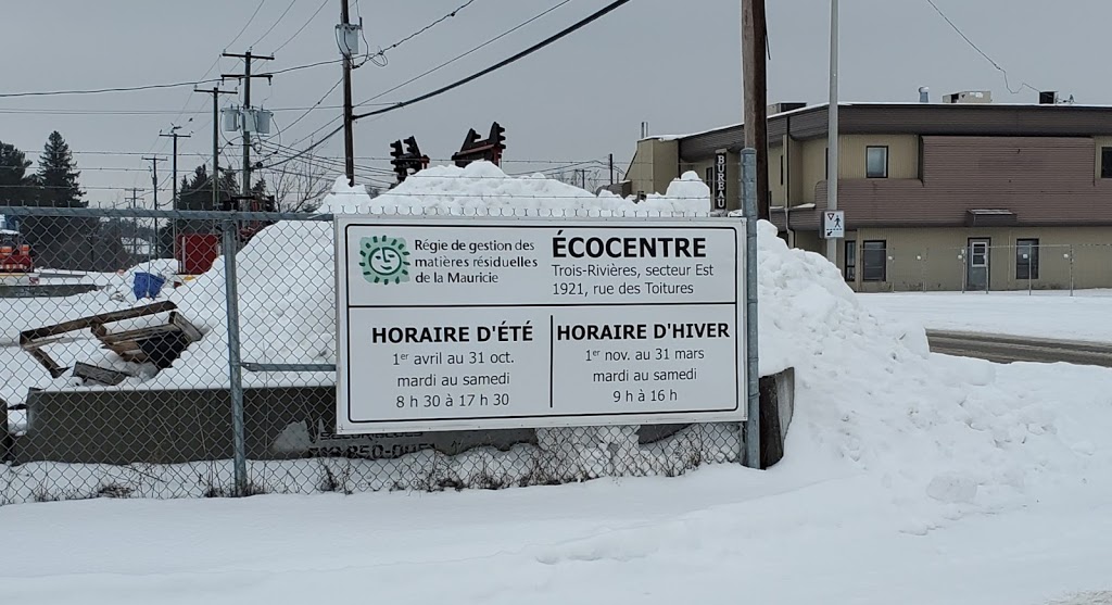 Ecocentre Trois-Rivières, secteur est | 1921 Rue des Toitures, Trois-Rivières, QC G8V 1W1, Canada | Phone: (819) 373-3130