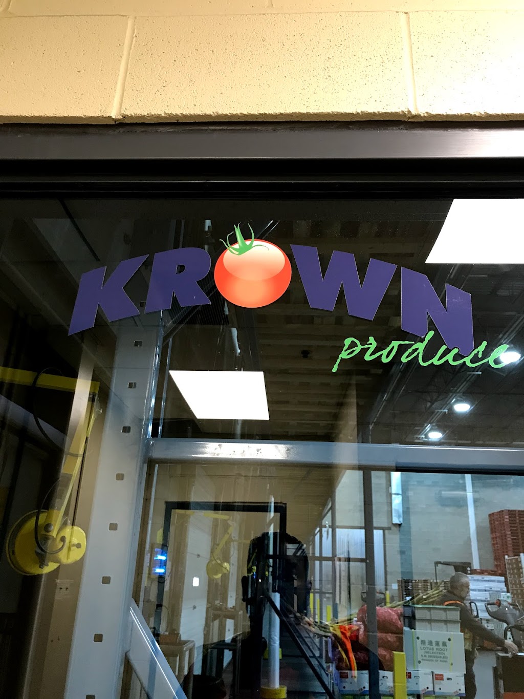 Krown Produce Inc | 4923 47 St SE, Calgary, AB T2B 3S5, Canada | Phone: (403) 720-3000