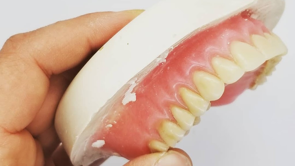 Laboratoire Dentaire Nor-Lab Inc | 97 Rue Marcotte, Saint-Jérôme, QC J7Y 5C9, Canada | Phone: (450) 431-5958