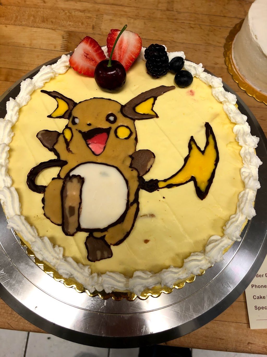 Yamato Bakery | 1322 Centre St N, Calgary, AB T2E 2R7, Canada | Phone: (403) 230-5313