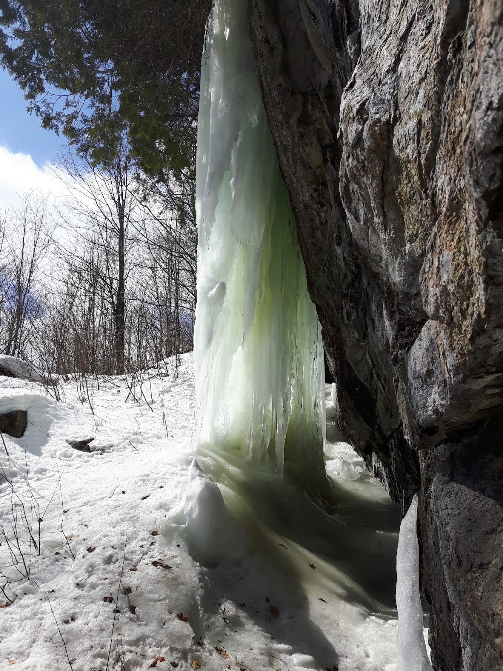 Plein air St-Adolphe | 1672 Chemin du Village, Saint-Adolphe-dHoward, QC J0T 2B0, Canada | Phone: (819) 327-3519