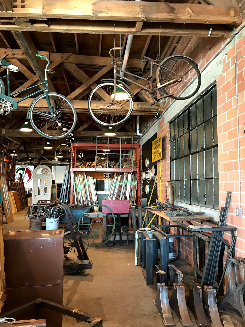 BD Salvage | 371 Sherman Ave N, Hamilton, ON L8L 6N2, Canada | Phone: (905) 312-9506