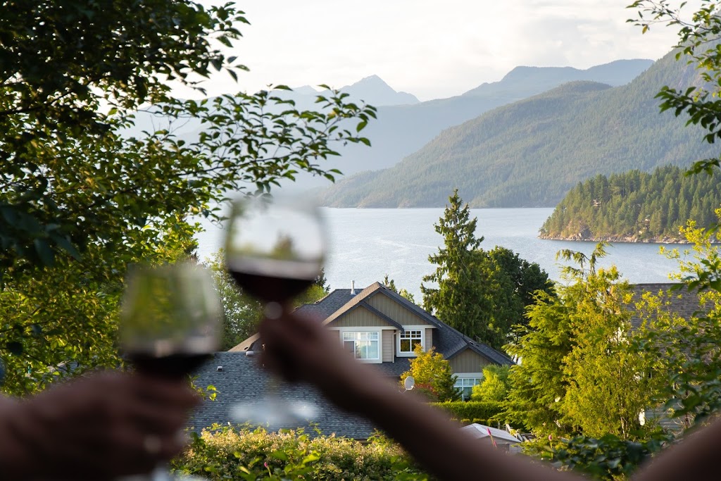 Sunshine Coast Art Tours | 4466 Stalashen Dr, Sechelt, BC V0N 3A1, Canada | Phone: (778) 650-2781