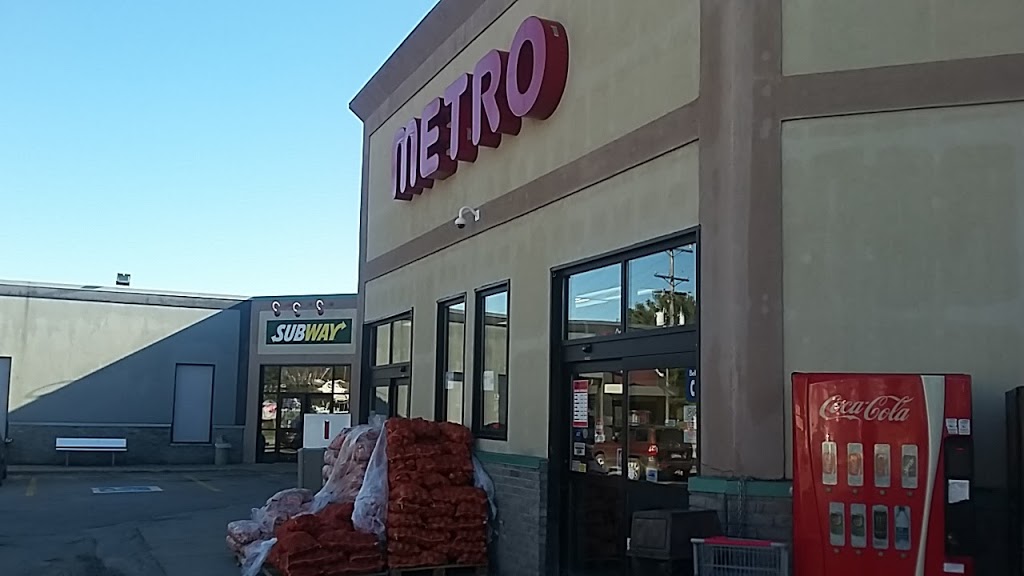 Metro Gracefield | 27 Rue Principale, Gracefield, QC J0X 1W0, Canada | Phone: (819) 463-3490