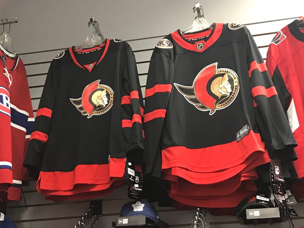 Sports Zone | 375 Daniel St S, Arnprior, ON K7S 3K6, Canada | Phone: (613) 623-9334
