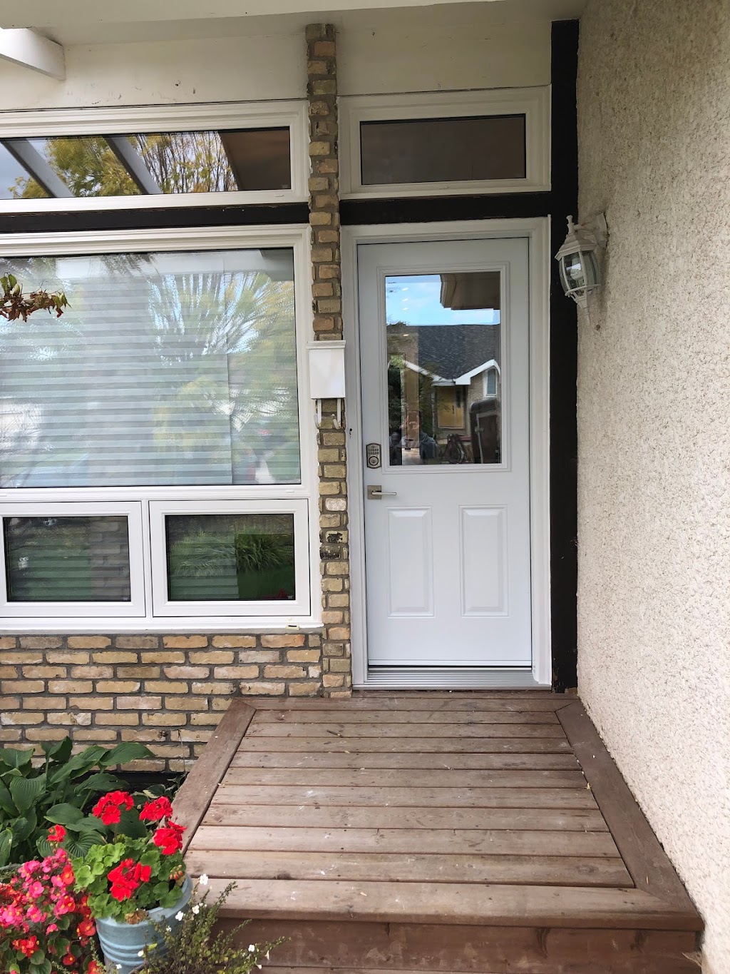 Green Brand Windows and Doors Inc. | 1235 Corydon Ave, Winnipeg, MB R3M 0X6, Canada | Phone: (204) 414-9444