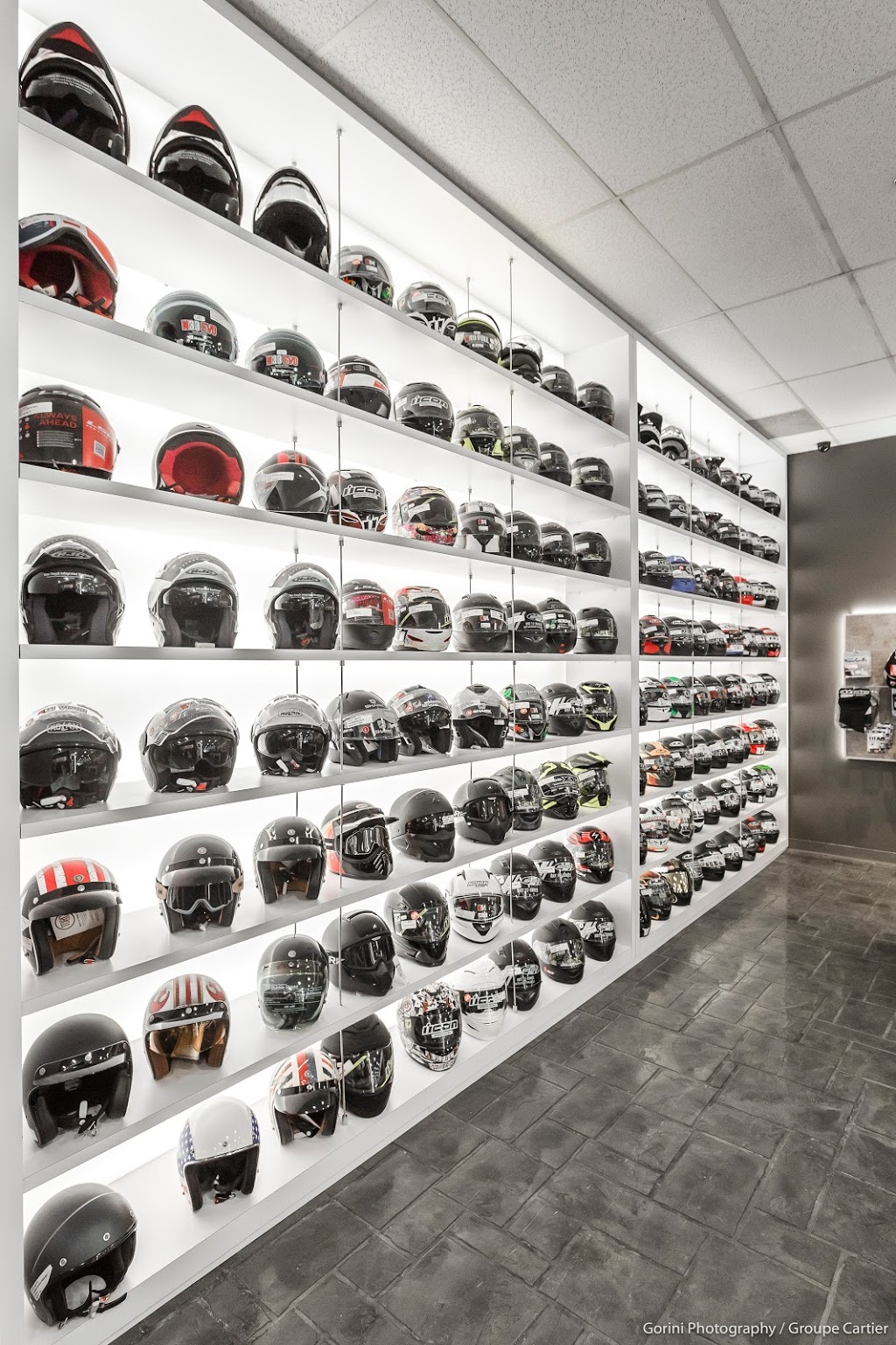 Excel Moto | 5480 Rue Paré, Mont-Royal, QC H4P 2M1, Canada | Phone: (514) 738-6686