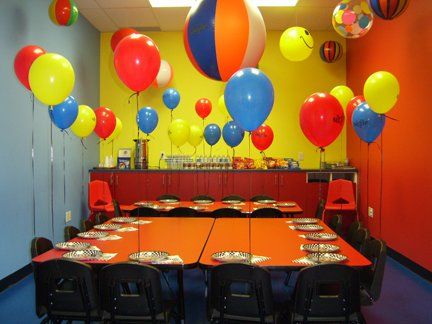 Balls of Fun - Kids Gym Playcentre & Playground | 3615 Laird Rd 15 & 16, Mississauga, ON L5L 5Z8, Canada | Phone: (905) 828-4386