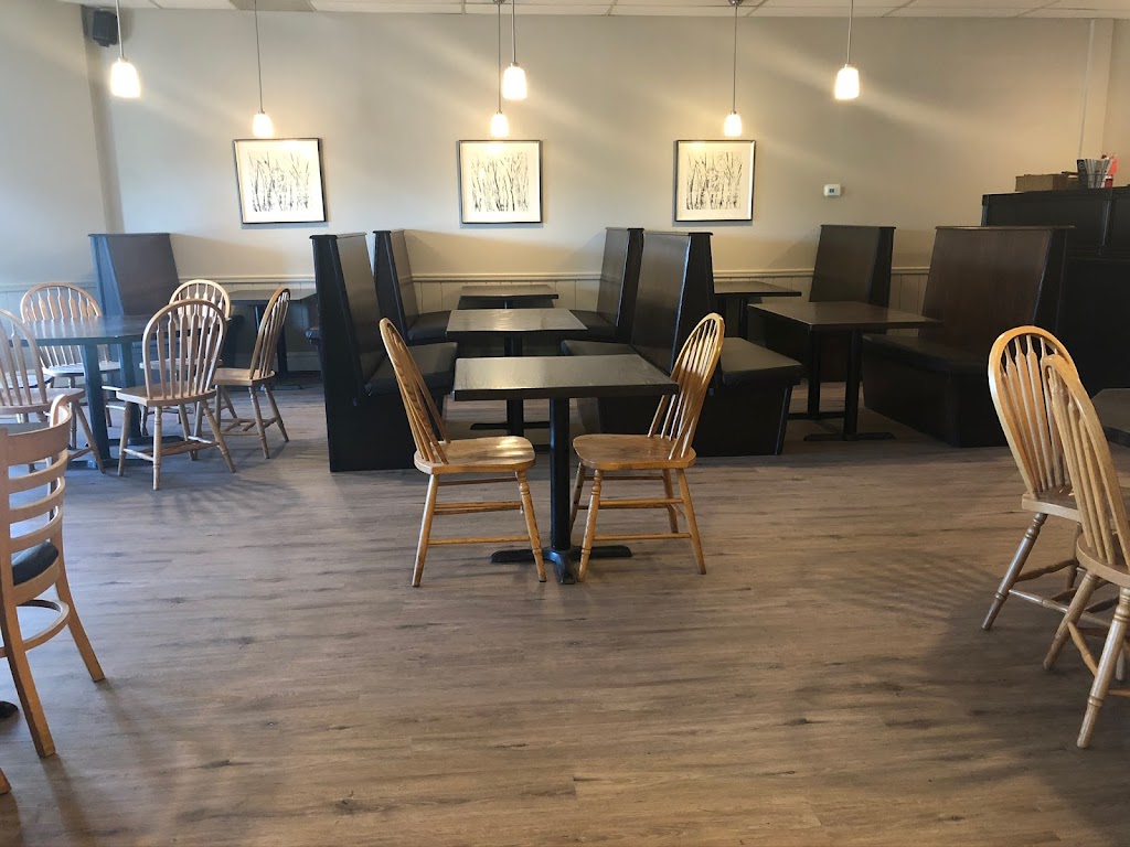 Dearborn Restaurant | 105 Lexington Rd, Waterloo, ON N2J 4R7, Canada | Phone: (519) 746-0321