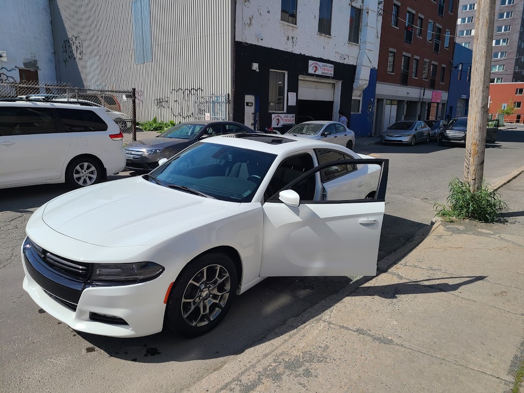 Griffintown Car Wash / Car Wash | 1335 Rue Barré, Montréal, QC H3C 1N3, Canada | Phone: (514) 549-3437