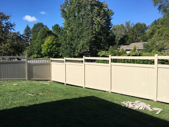 Jons Fencing | 2221 Watercolours Way, Nepean, ON K2J 5J8, Canada | Phone: (613) 801-8038