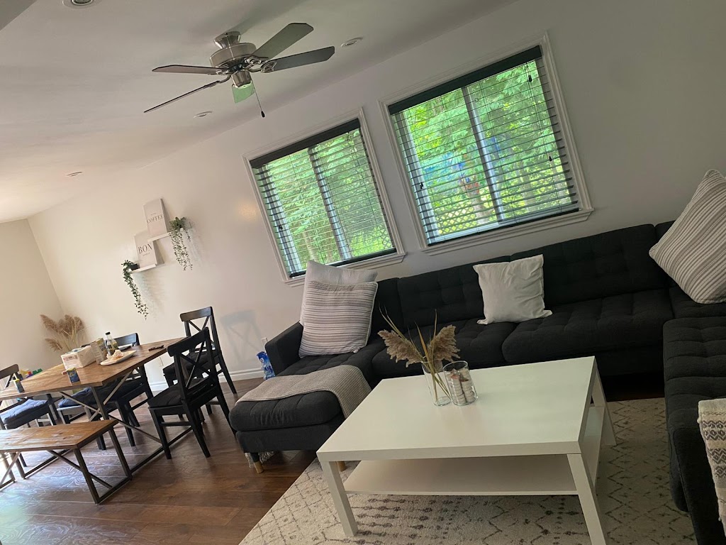 Star Haven Hideaway | 7217 ON-35, Coboconk, ON K0M 1K0, Canada | Phone: (647) 281-5261