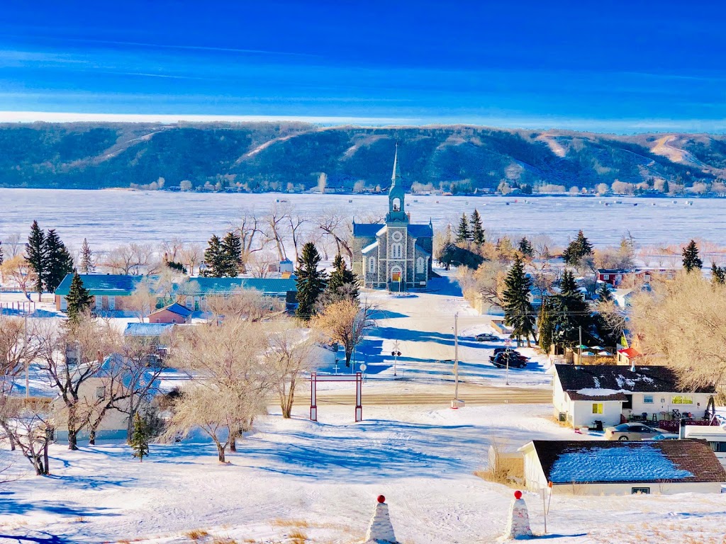 Lebret Antiques & Collectibles | Box 160 36 Ellisboro Trail, Lebret, SK S0G 2Y0, Canada | Phone: (306) 332-5810