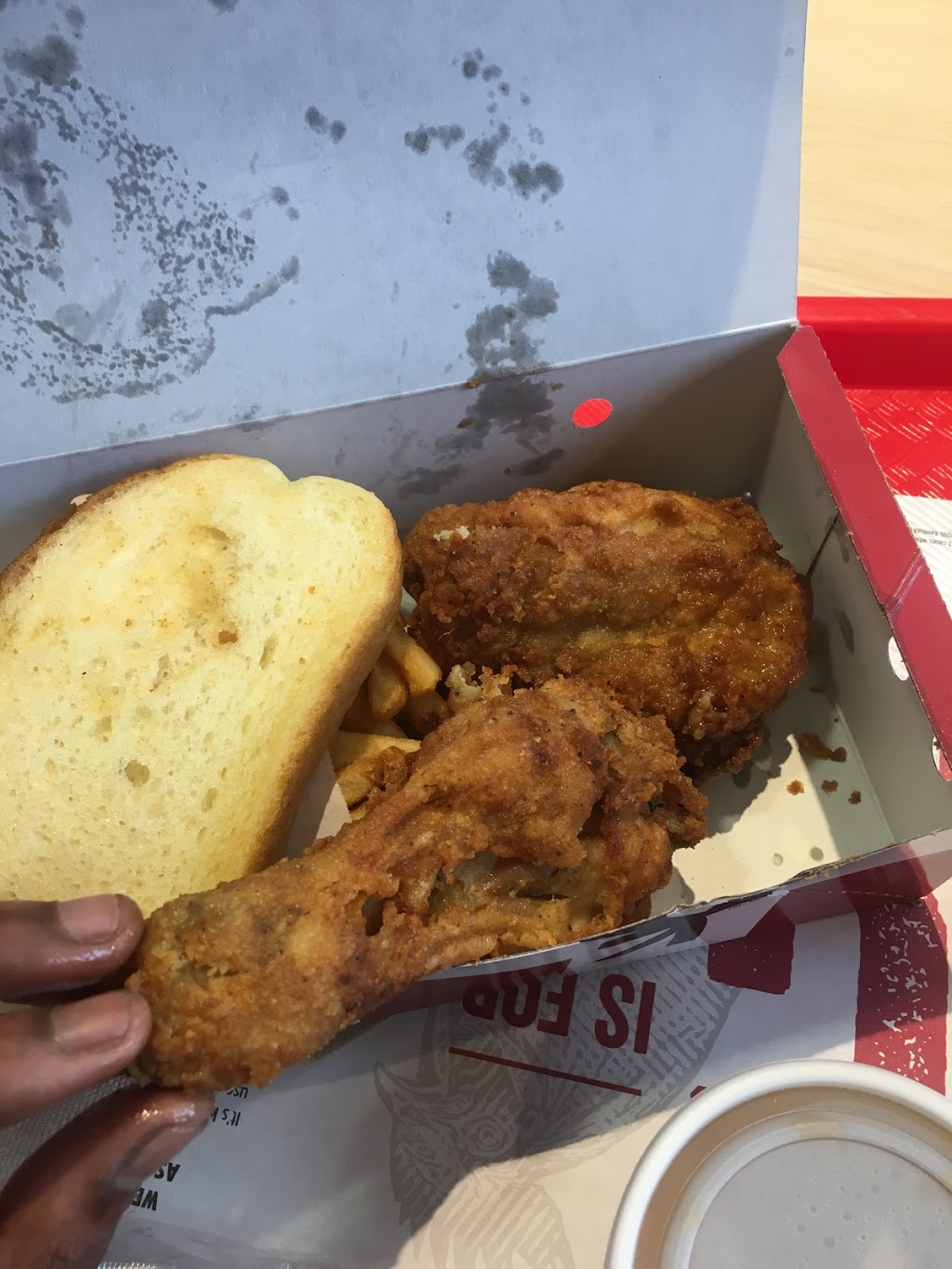 KFC | 1364 Queen St E, Toronto, ON M4L 1C8, Canada | Phone: (647) 943-4252
