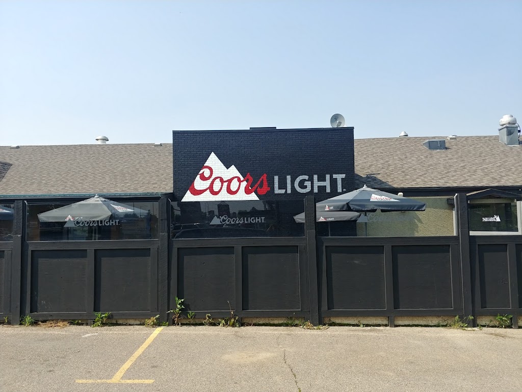 Top Hat | 1025 Mayor Magrath Dr S, Lethbridge, AB T1K 2P9, Canada | Phone: (403) 327-8667