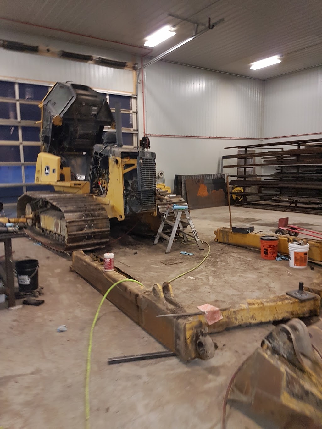 Cedar Valley Farm Supplies | 980 Hawkesville Rd, St. Jacobs, ON N0B 2N0, Canada | Phone: (519) 699-6214