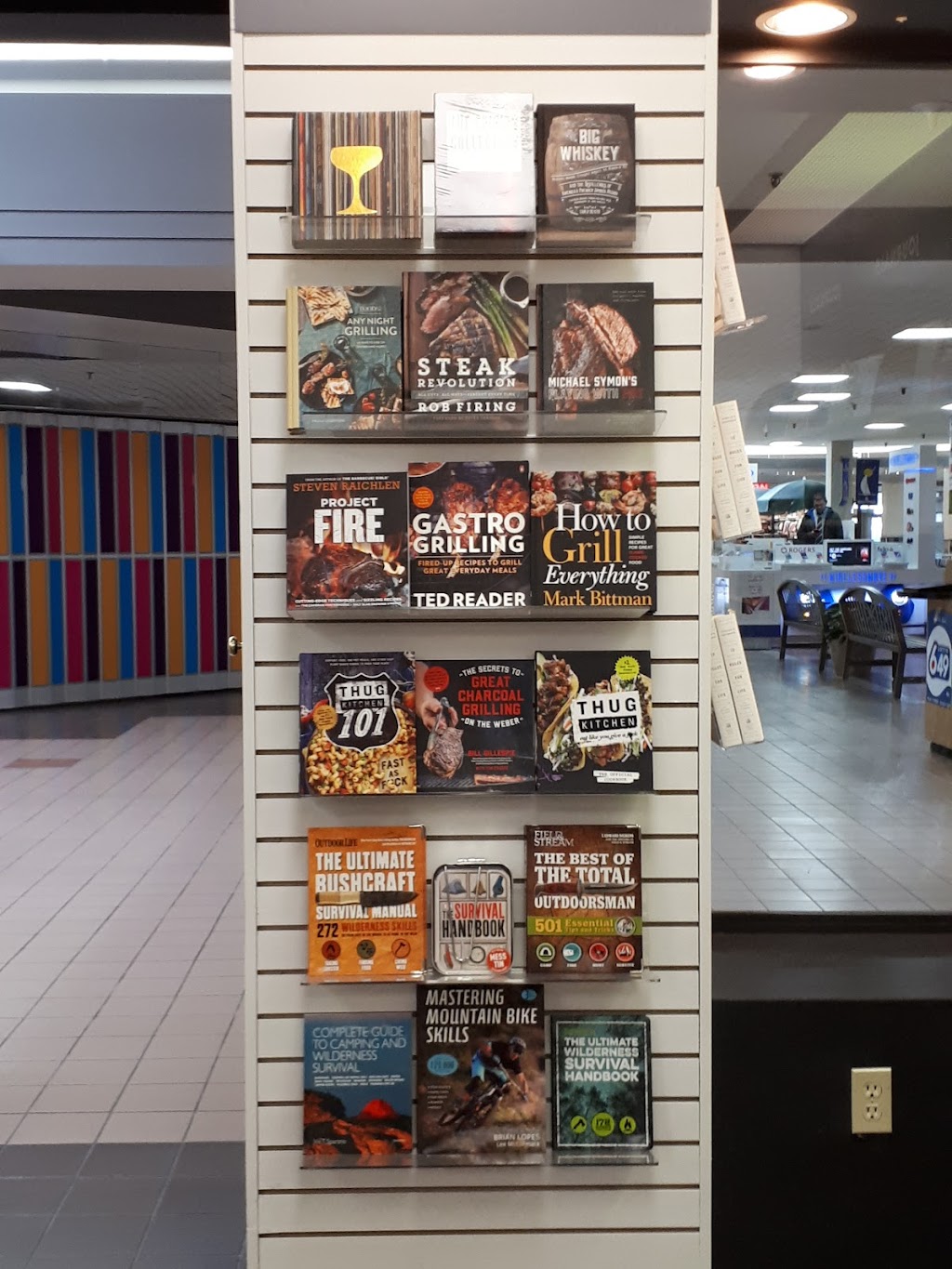 Coles - Bridgewater Mall | 421 Lahave St, Bridgewater, NS B4V 3A2, Canada | Phone: (902) 543-4773