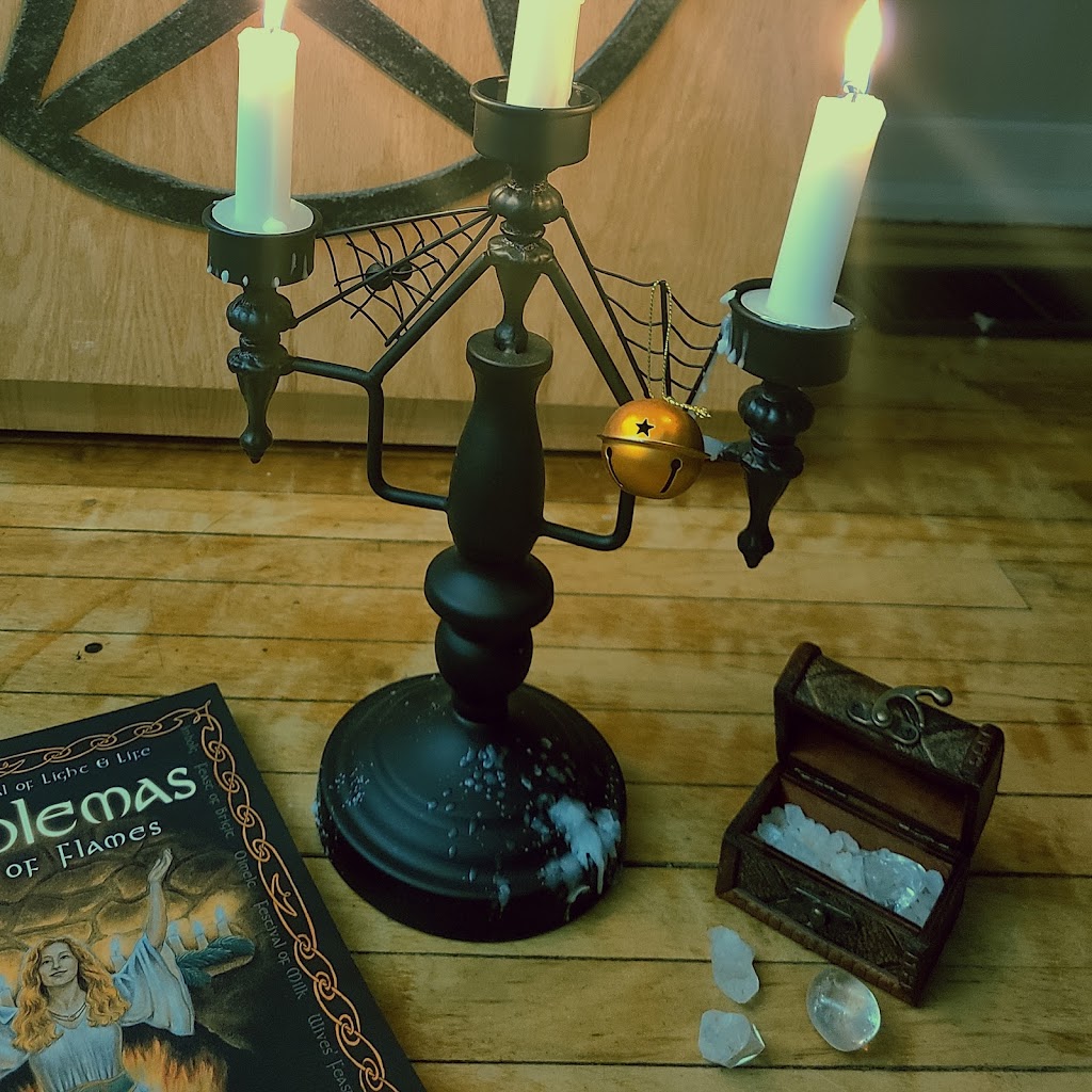 The Radiant Witch | 49 Alder Crescent, Deep River, ON K0J 1P0, Canada | Phone: (613) 635-6090