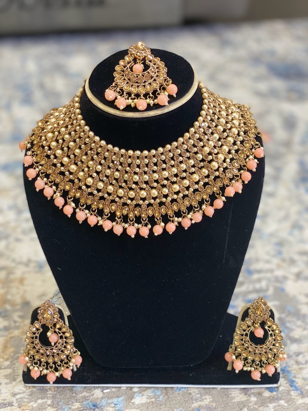 Stunning Y0U | 79 Dolobram Trl, Brampton, ON L7A 4Y4, Canada | Phone: (437) 995-8251