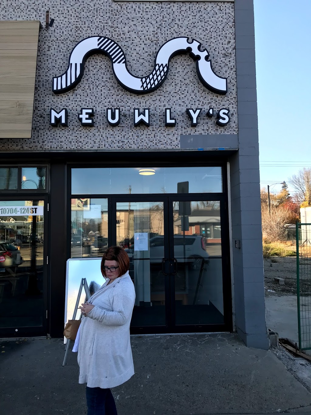 Meuwlys | 10706 124 St #101, Edmonton, AB T5M 0H1, Canada | Phone: (587) 786-3560