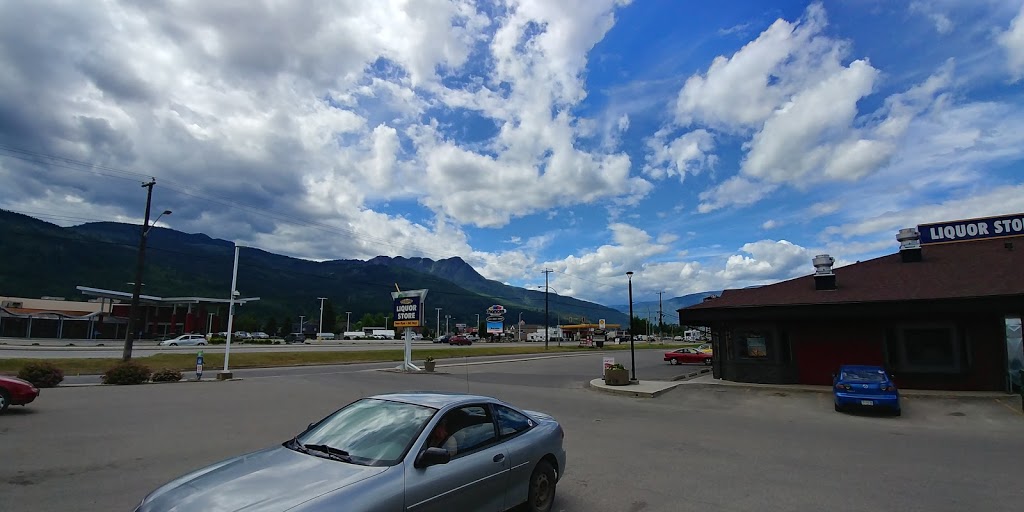 Petro-Canada | 915 Lakeshore Dr W, Salmon Arm, BC V1E 1E4, Canada | Phone: (250) 832-2744
