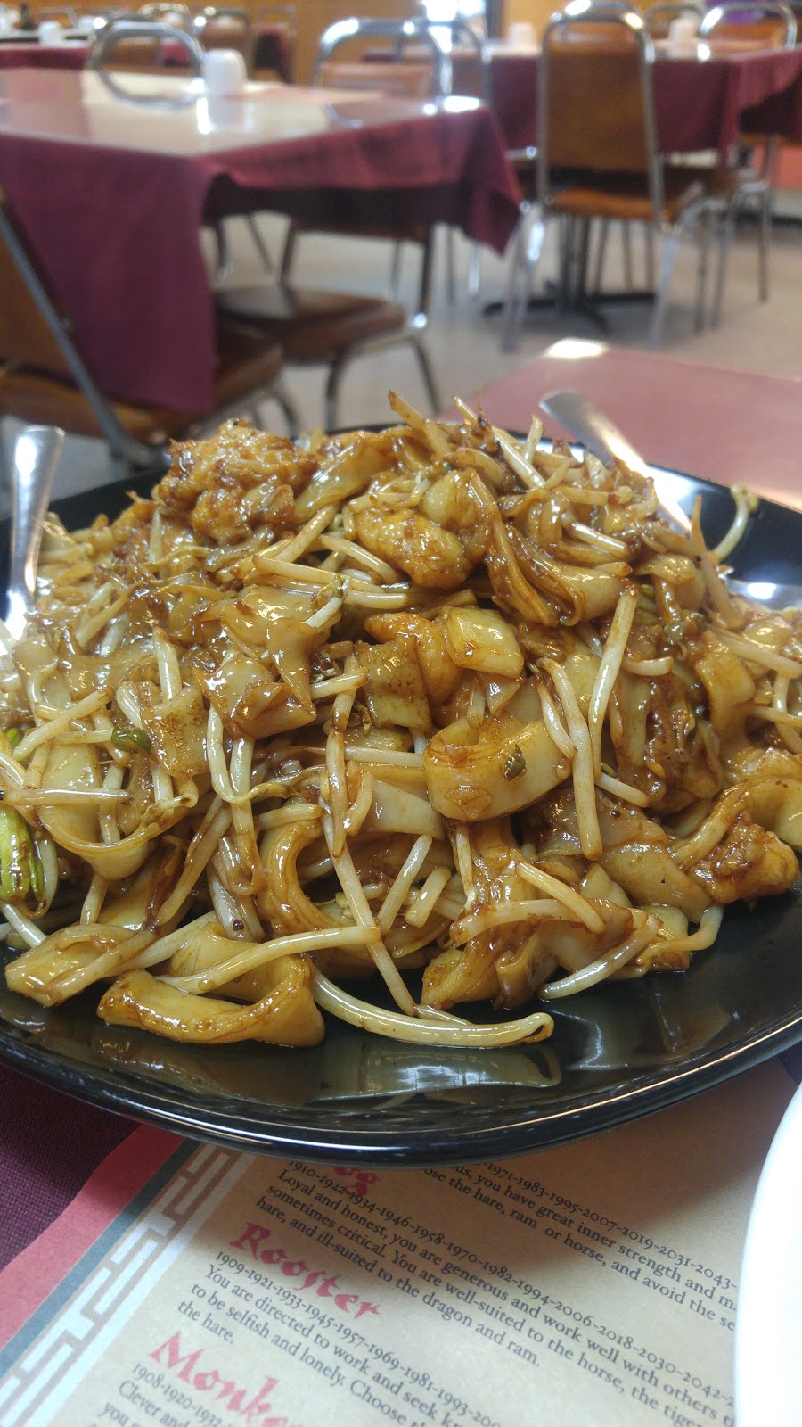 Tsui King Lau Restaurant | 208 Avenue H N, Saskatoon, SK S7L 2B7, Canada | Phone: (306) 665-8866