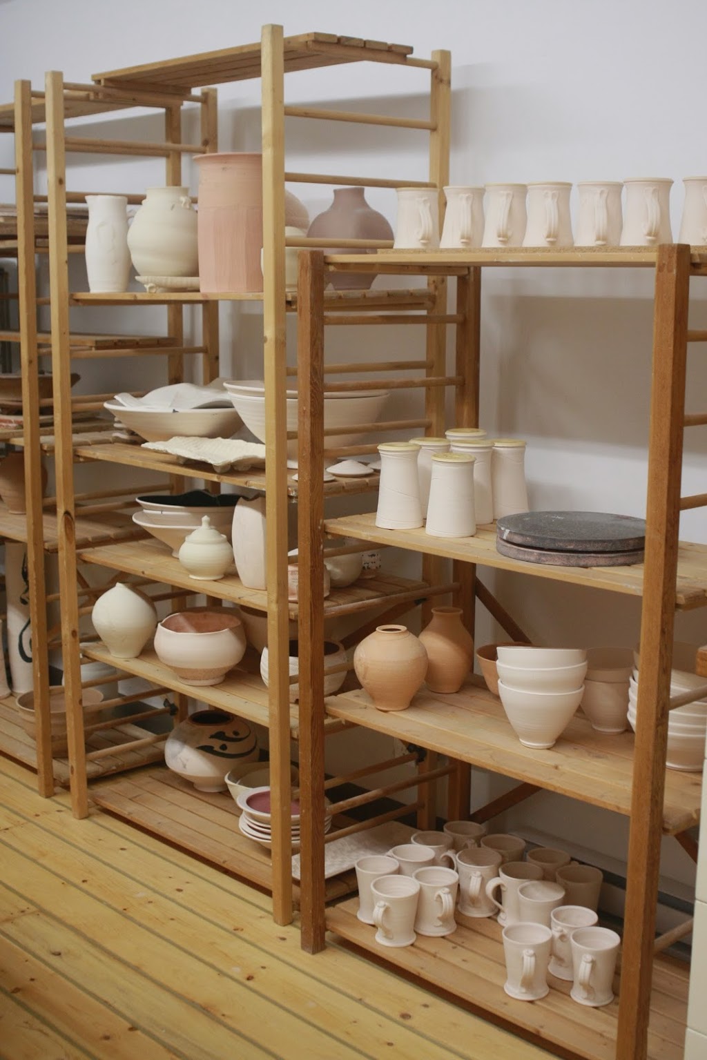 Michael Giles Pottery | 1490 Fisher Rd, Cobble Hill, BC V0R 1L0, Canada | Phone: (250) 929-5565