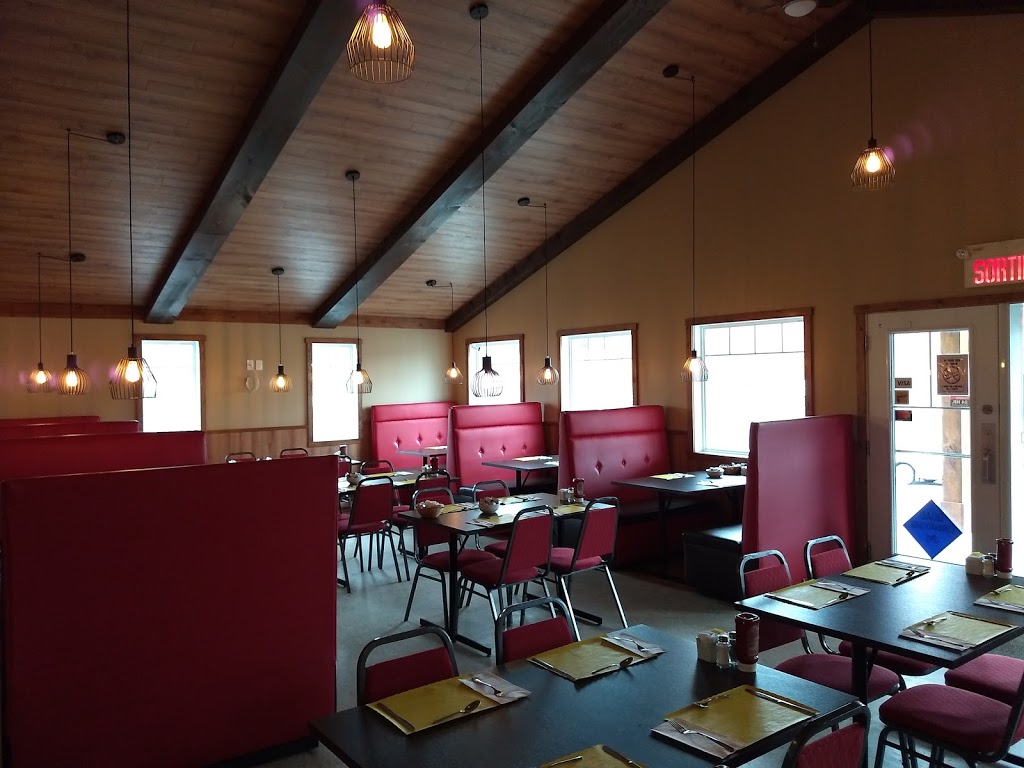Restaurant des Sentiers | 10 Avenue Saint-Patrick, Saint-Joseph-de-Coleraine, QC G0N 1B0, Canada | Phone: (418) 423-1149