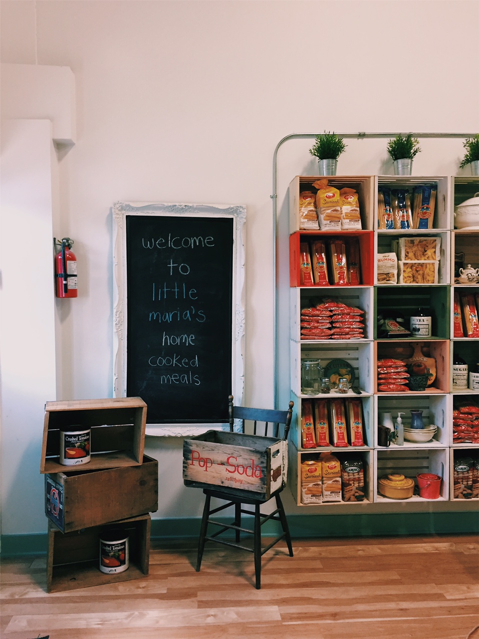 Little Marias | 2958 Henderson Hwy, East Saint Paul, MB R2E 0C6, Canada | Phone: (204) 615-6780