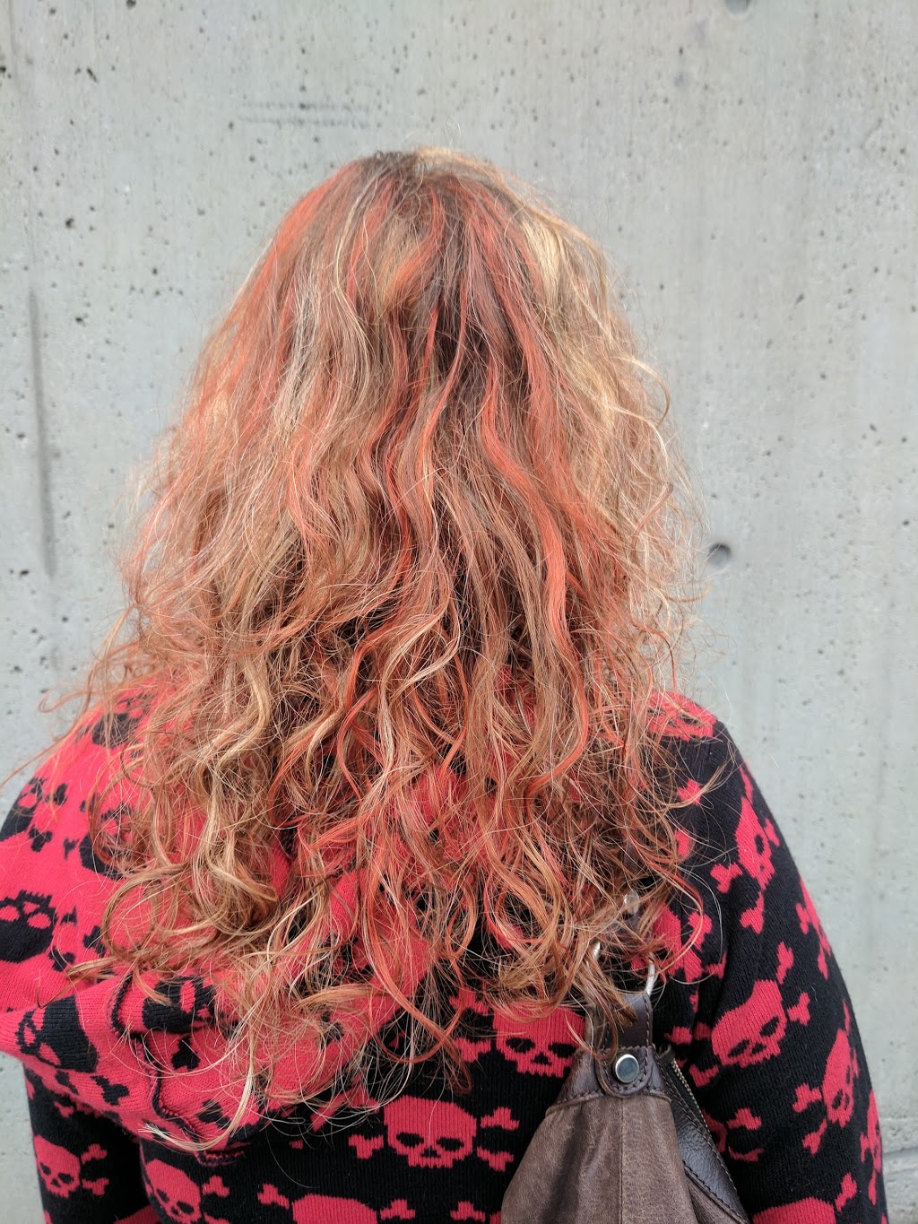 Hipknotik Hair Lounge | 1540 W 2nd Ave, Vancouver, BC V6J 1H2, Canada | Phone: (604) 738-7999