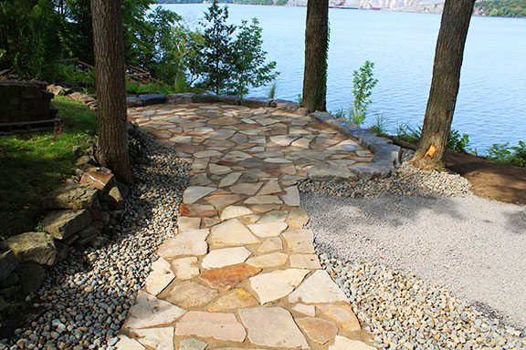 Four Seasons Landscaping PEC | 200 Scotts Mill Rd, Milford, ON K0K 2P0, Canada | Phone: (613) 476-5684
