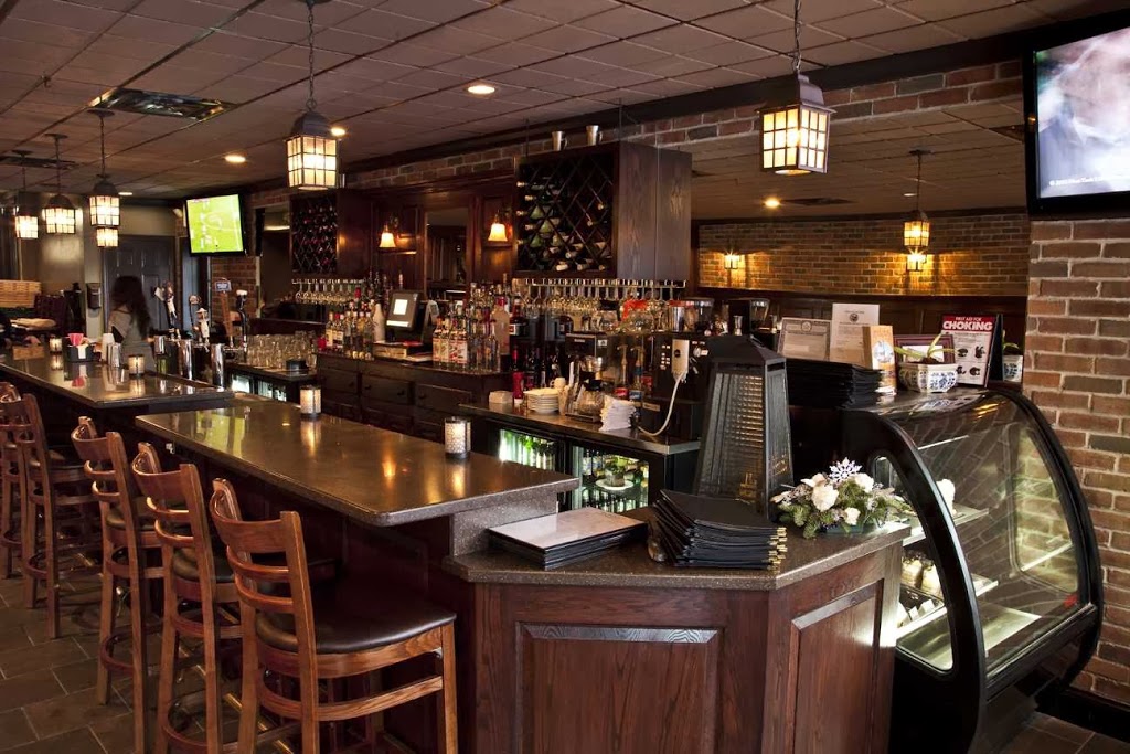 The Hollow Bistro & Brew | 10641 Main St, Clarence, NY 14031, USA | Phone: (716) 759-7351