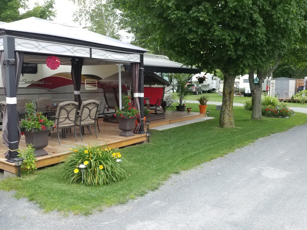 Camping La Détente Inc | 1580 Rue Fontainebleau, Drummondville, QC J2B 8T7, Canada | Phone: (819) 478-0651