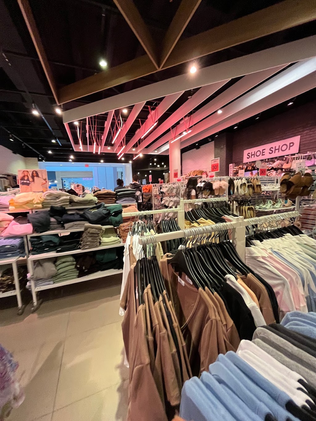 Ardene | 419 King St W #2005, Oshawa, ON L1J 2K5, Canada | Phone: (905) 448-5310