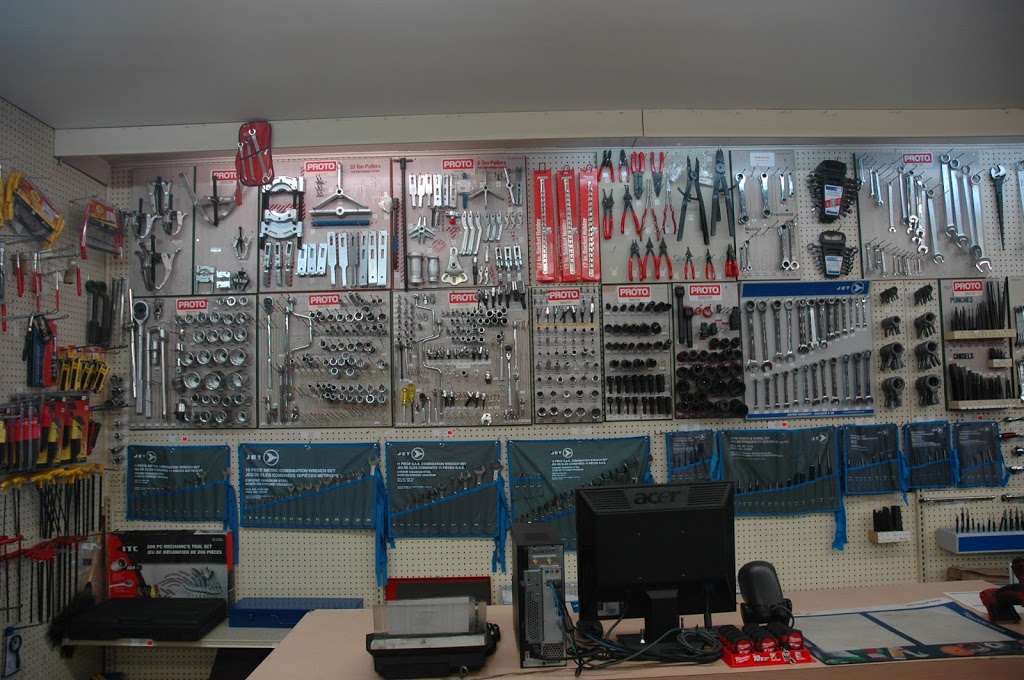 Demers Quincaillerie Industrielle | 2166 Bd Marie-Victorin, Longueuil, QC J4G 1A9, Canada | Phone: (450) 674-6247
