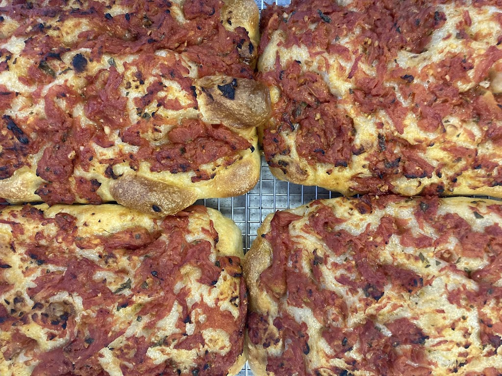 Épicerie Campobasso | 297 Rue Principale, Mansonville, QC J0E 1X0, Canada | Phone: (579) 531-8181
