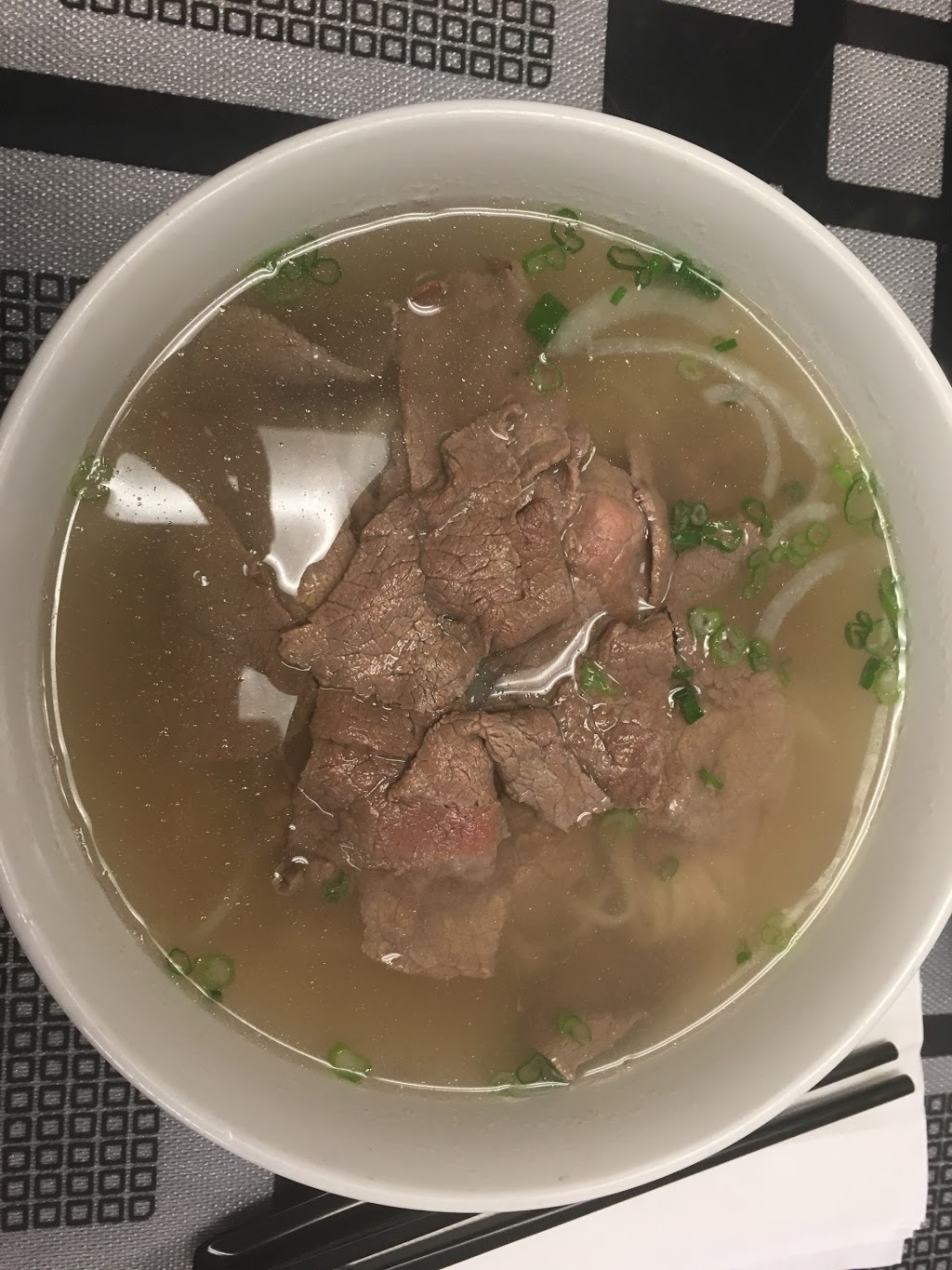 Mr Pho Vietnamese Restaurant | 1861 Robertson Rd, Nepean, ON K2H 9N5, Canada | Phone: (613) 829-9015