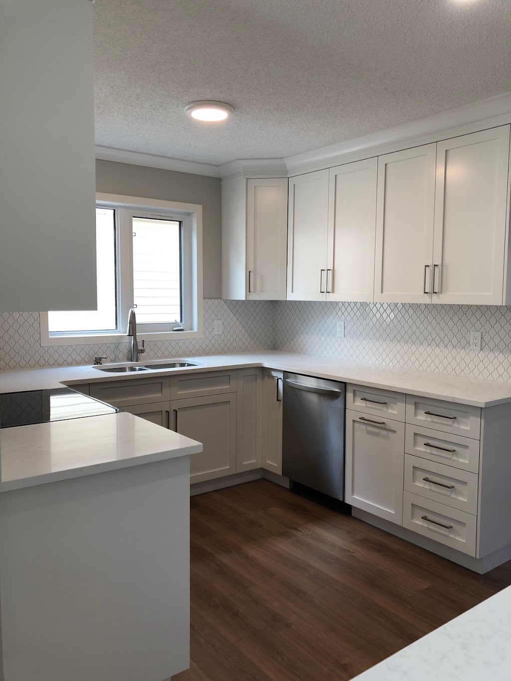 Absolute Granite & Cabinetry | 12504 123 St NW, Edmonton, AB T5L 0H8, Canada | Phone: (780) 761-2060