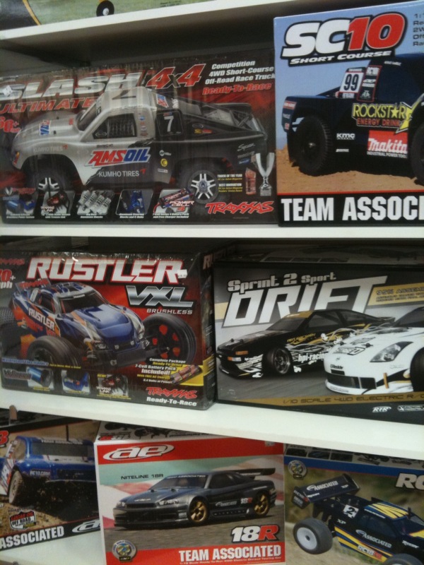 Hotrod Hobbies | 1890 Brampton St, Hamilton, ON L8H 3S5, Canada | Phone: (905) 544-8111