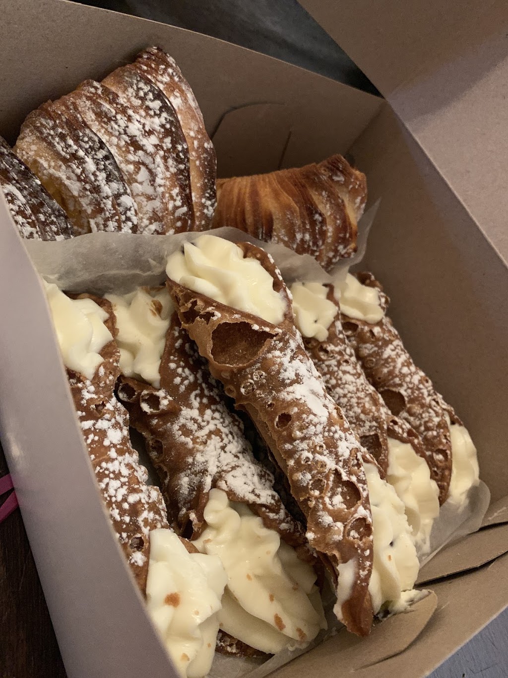 Patisserie Alati | 5265 Rue Jean-Talon, Saint-Léonard, QC H1S 1L2, Canada | Phone: (514) 729-2891