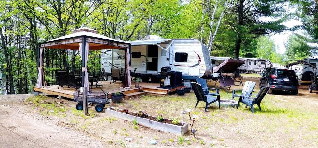 Camping Le Petit Lac | 61 Route 105, Messines, QC J0X 2J0, Canada | Phone: (819) 465-2622