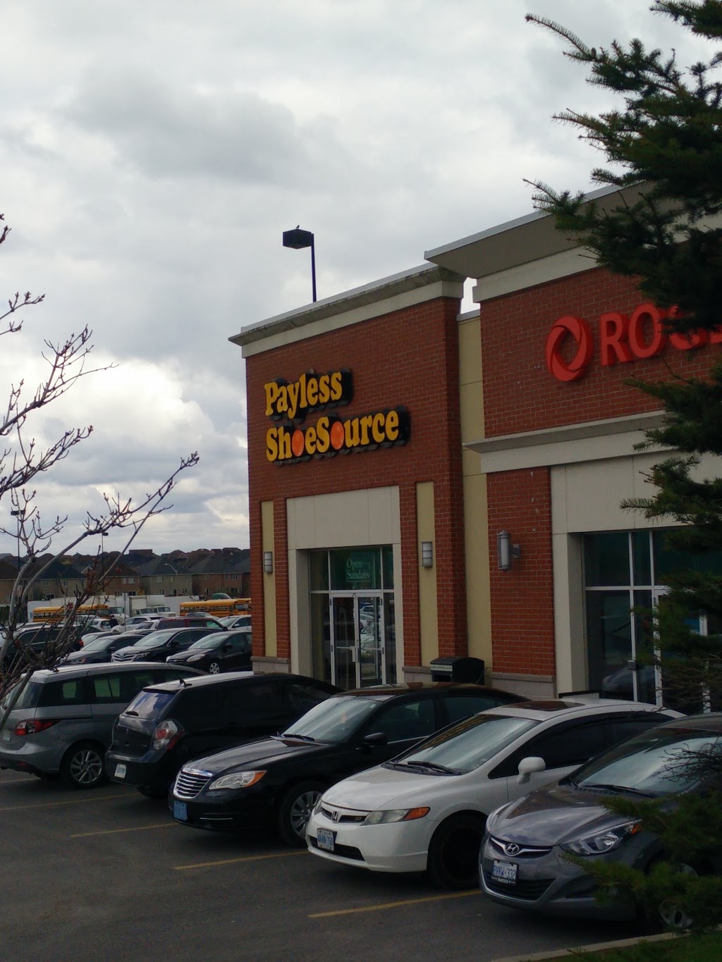 Payless ShoeSource | 1070 Major Mackenzie Dr E #1, Richmond Hill, ON L4S 1P3, Canada | Phone: (905) 770-3167