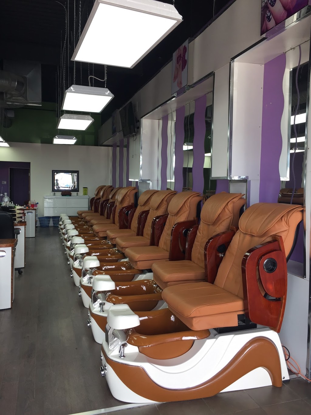 RUBY NAIL BAR | 855 Regent Ave W #200, Winnipeg, MB R2C 0R1, Canada | Phone: (204) 222-5372