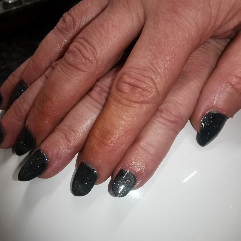 Bees sweet spa | 275 santone ave Lower level, Welland, ON L3C 2J7, Canada | Phone: (289) 696-9359