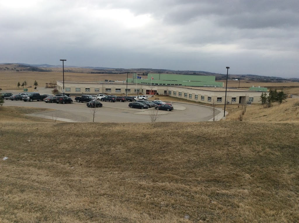 Red Deer Lake School | 178093 112 Street W, Foothills No. 31, AB T1S 0V8, Canada | Phone: (403) 938-5984