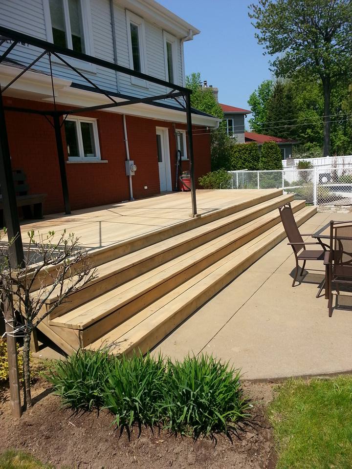 Plancher Bois Franc Roger Farley et Fils | 1833 Rue St Philippe, Trois-Rivières, QC G9A 4T7, Canada | Phone: (819) 374-1652